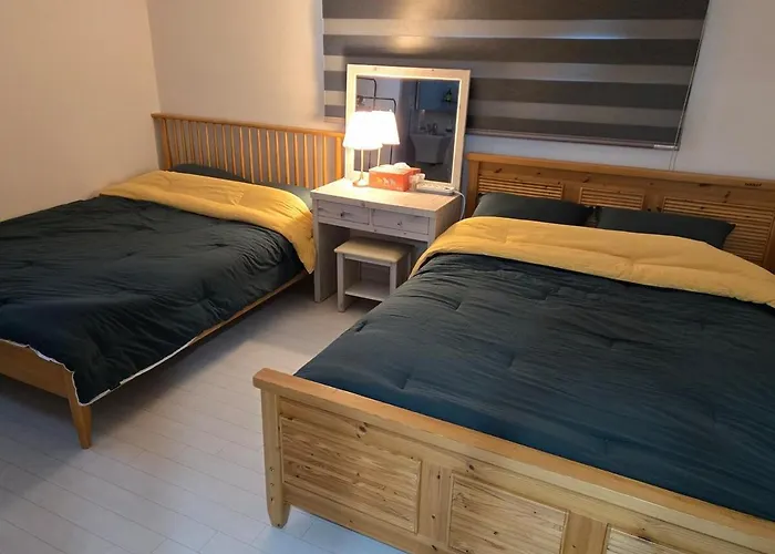 Gasthuis & Travel House 4*