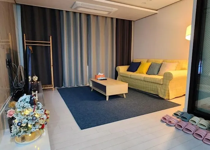 Gasthuis & Travel House