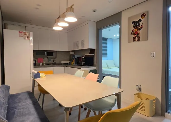 & Travel House 4*